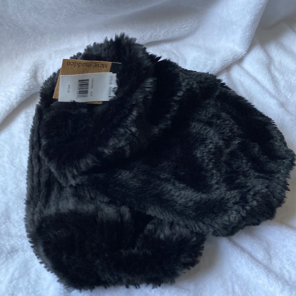 Steve Madden Leg Warmers. Size OS - Picture 3 of 3